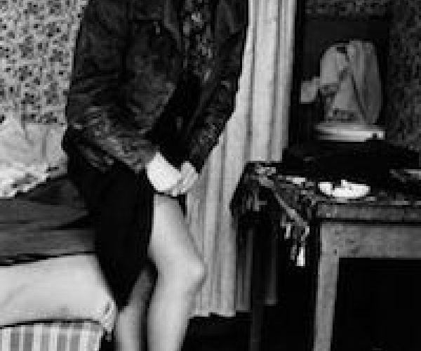 Helena Janeczek – Storia della mia copertina: La ragazza con la Leica /3