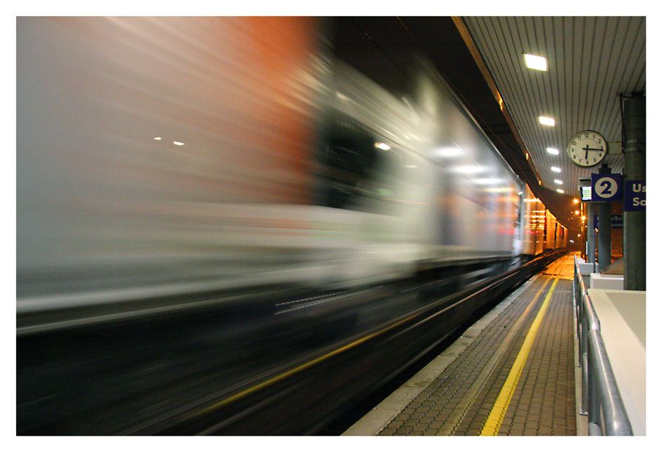 Treno-ad-alta-velocita-ISO-a22931975