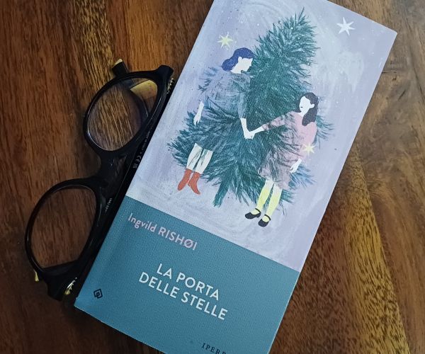 Proposte per giovani lettori – La porta delle stelle. Un racconto di Natale di Ingvild Rishøi