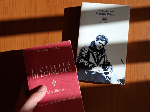 Leggere per diventare, tra letteratura e filosofia.