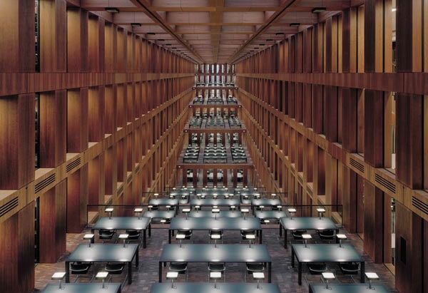 Biblioteche-04 oggetto editoriale 720x600