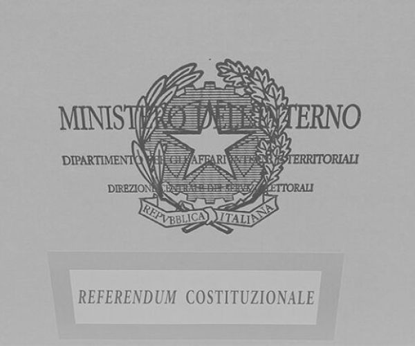 Verso il referendum nel degrado politico e mediatico. Perché votare NO