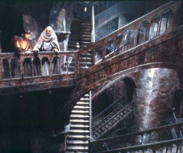 Rompere l’assedio dei libri: Se una notte d’inverno un viaggiatore e la scelta delle letture in una prima superiore