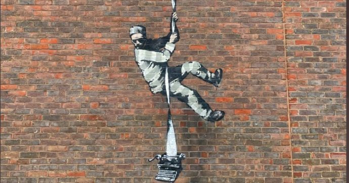 banksy-1200-690x362.jpg