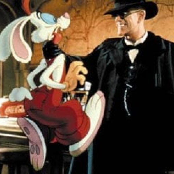 christopher-lloyd-e-roger-rabbit-in-una-scena-del-film-chi-ha-incastrato-roger-rabbit-219975_jpg_400x250_crop_q85.jpg