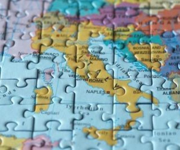 Federalismo e autonomia rinforzata: i rischi senza paracadute di una secessione dai valori della Repubblica