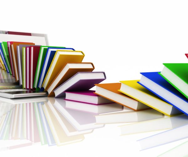 Cambiare prospettiva per capire il presente. (2) Imparare con i libri e con le tecnologie: una conversazione con Gino Roncaglia