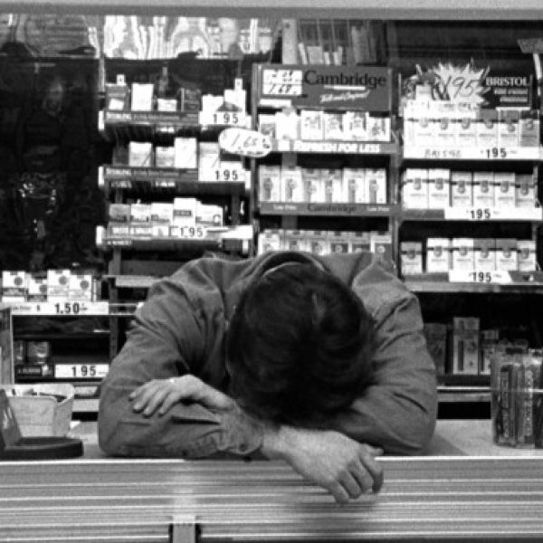 clerks_1994-678x381.jpeg