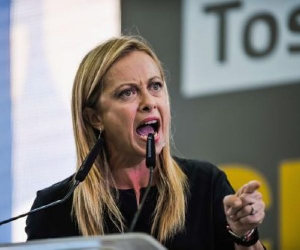 Le ambizioni egemoniche del governo della destra