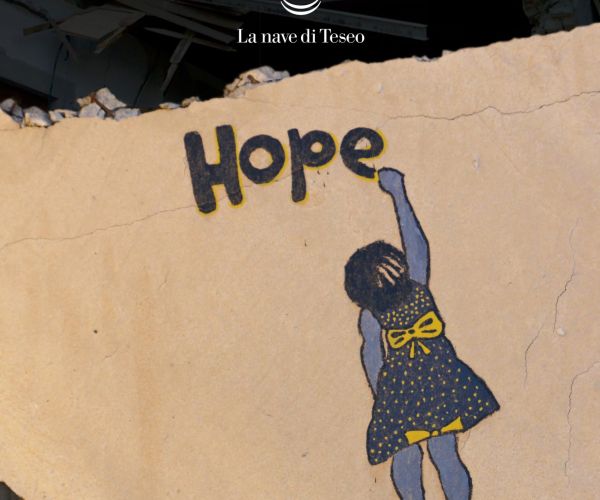 Una biblioteca per sopravvivere: Gli angeli dei libri di Daraya di Delphine Minoui